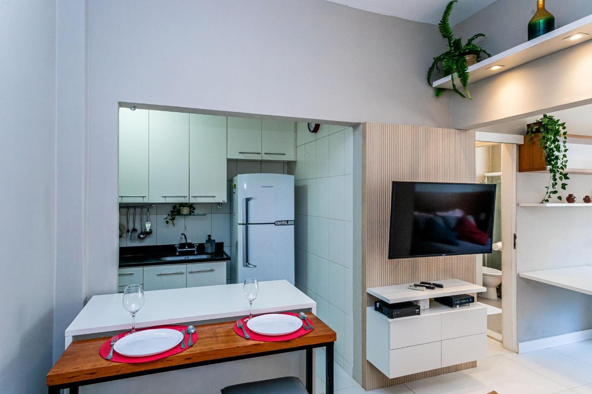 Apartemen Copacabana Com Garagem, Office, Closet - Luxo, Conforto E Lazer. Rio de Janeiro